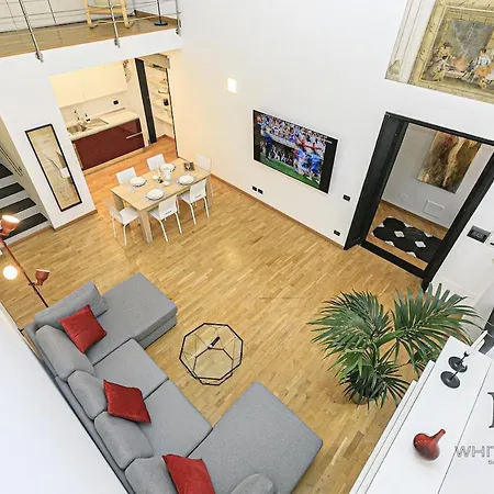 Mimosa House By Ml White House Daire