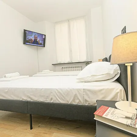 Apartman Mimosa House Jacuzzi And Parking By Ml White House *